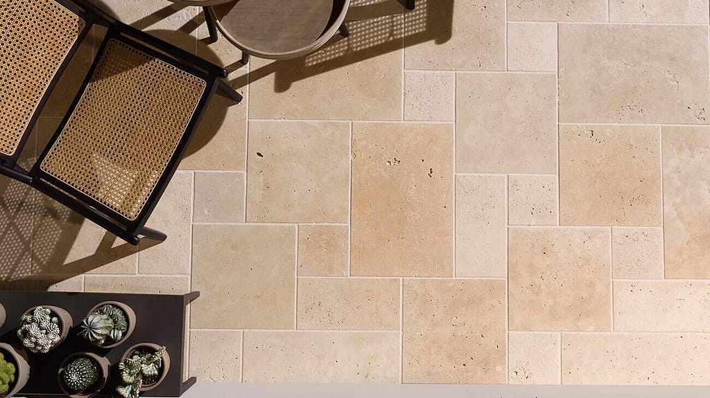 Carrelage extérieur tons naturels